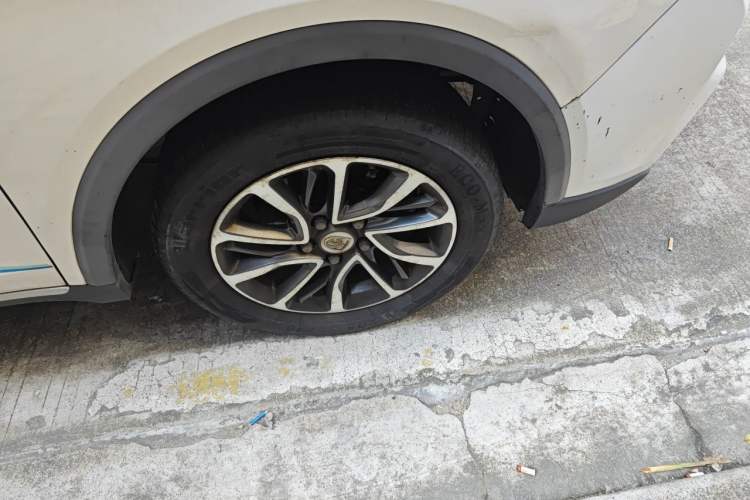 Used Baojun 730 2019 1.5L Manual Fashion Model 7-seater National V Right Front Wheel Hub