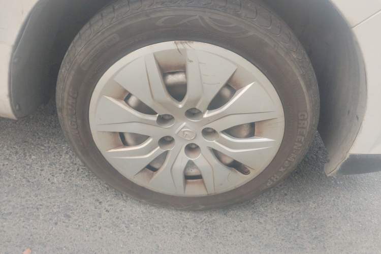 Used Baojun 730 2019 1.5L Manual Value Edition 7 Seats China VI Emission Standard Right Front Wheel Hub
