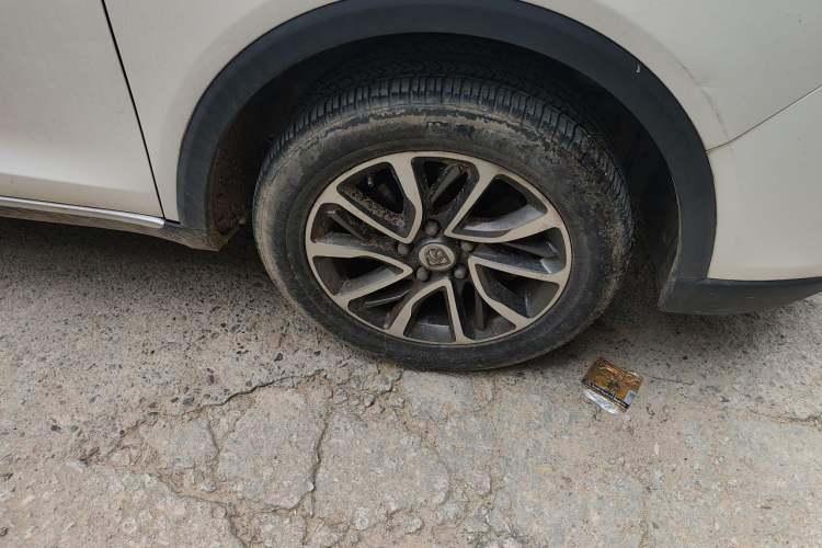 Used Baojun 730 2019 1.5L Manual Fashion Model 7-seater National V Right Front Wheel Hub