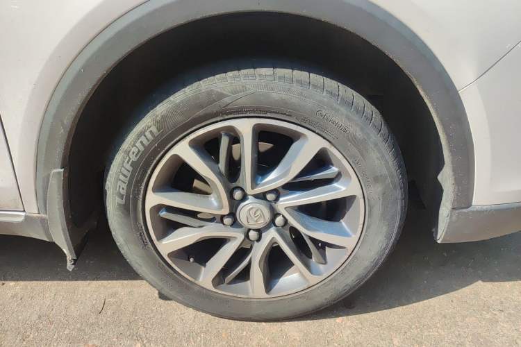Used Baojun 730 2019 1.5T CVT Flagship Version 7 Seats China V Emission Standard Right Front Wheel Hub