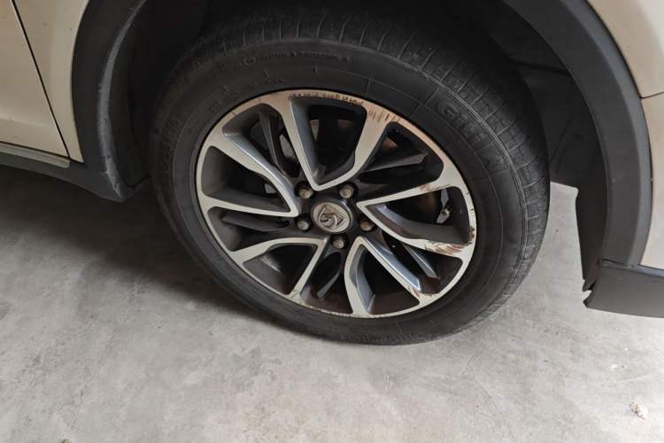 Used Baojun 730 2019 1.5T CVT Fashion Model 7 Seats China VI Emission Standard Right Front Wheel Hub