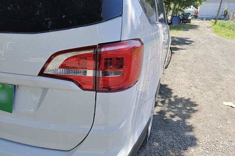 Used Baojun 730 2019 1.5L Manual Value Edition 7 Seats China VI Emission Standard Right Rear Taillight