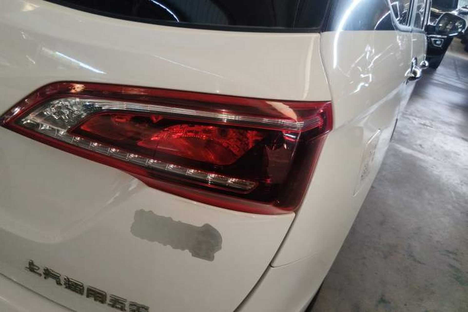 Used Baojun 730 2019 1.5L Manual Fashion Model 7-seater National V Right Rear Taillight