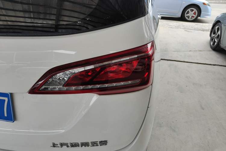 Used Baojun 730 2019 1.5L Manual Fashion Model 7-seater China VI Right Rear Taillight