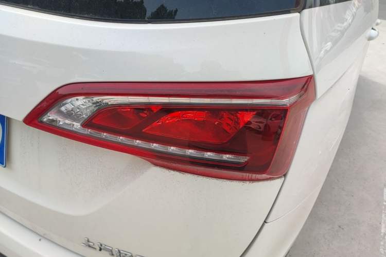Used Baojun 730 2019 1.5T CVT Fashion Model 7 Seats China V Emission Standard Right Rear Taillight