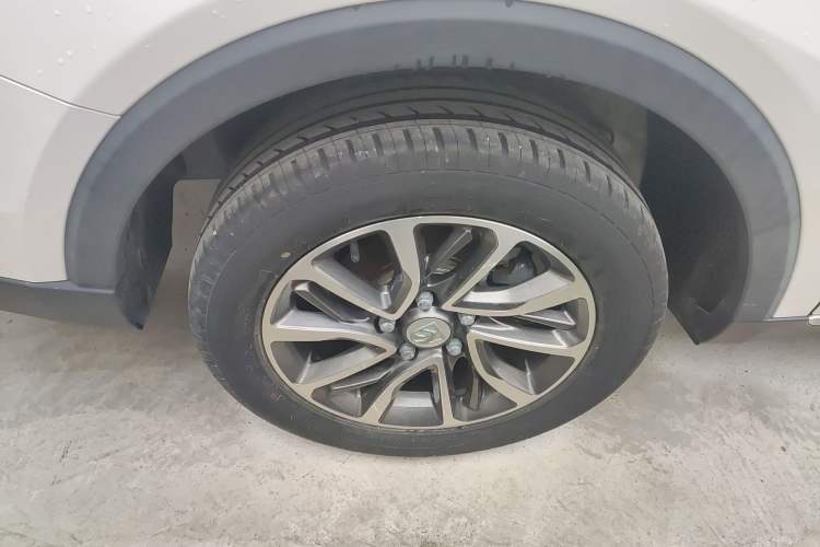 Used Baojun 730 2019 1.5T CVT Flagship Model 7 Seats China VI Emission Standard Right Rear Wheel Hub