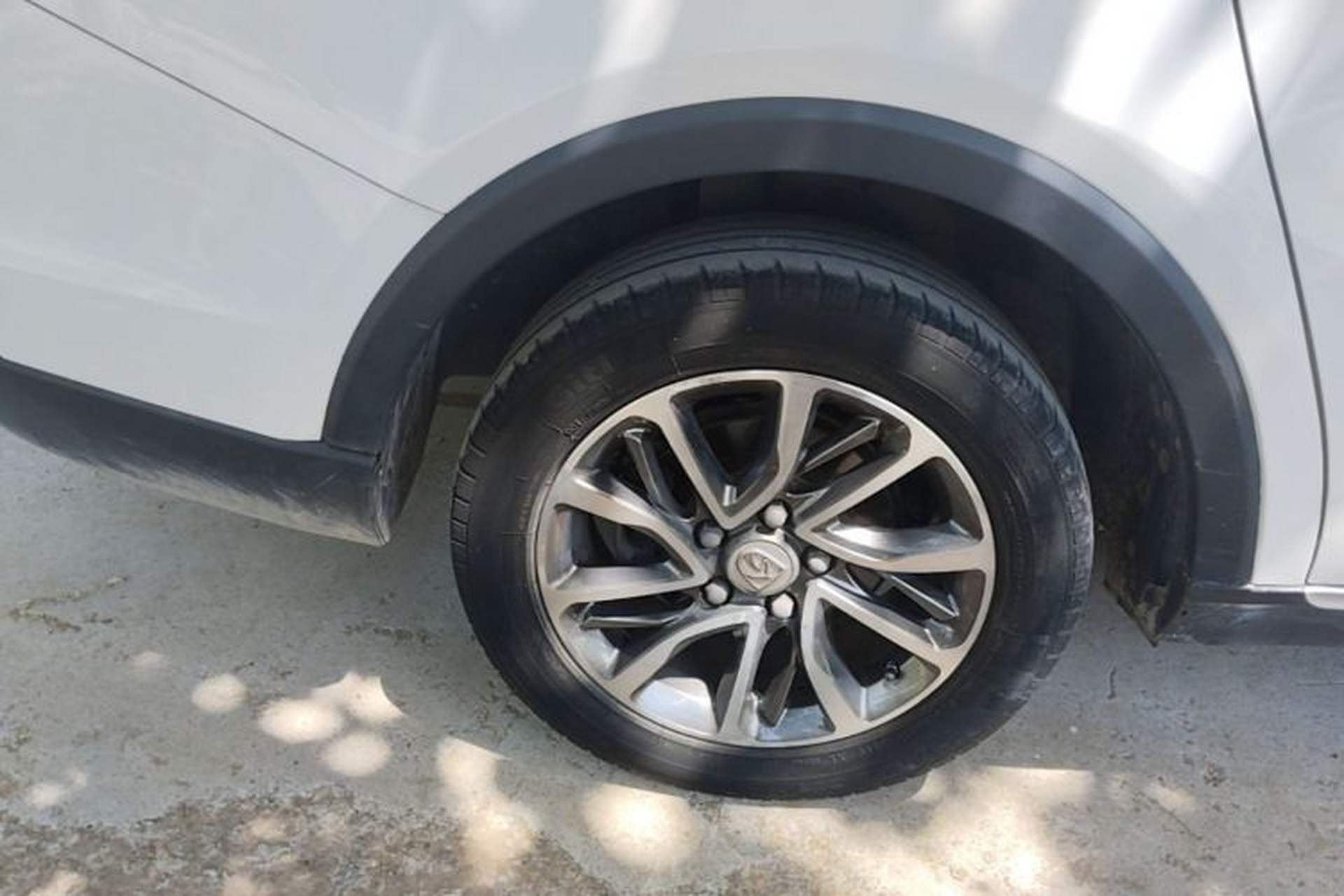 Used Baojun 730 2019 1.5T CVT Fashion Model 7 Seats China V Emission Standard Right Rear Wheel Hub