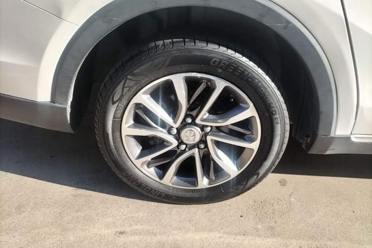 Used Baojun 730 2019 1.5L Manual Fashion Model 7-seater National V Right Rear Wheel Hub