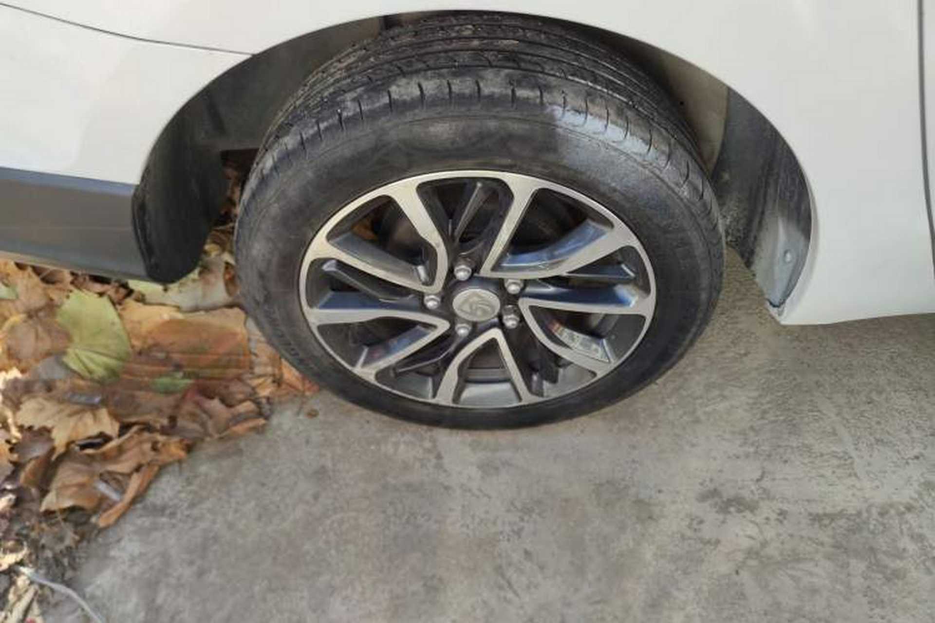 Used Baojun 730 2019 1.5L Manual Value Edition 7 Seats China VI Emission Standard Right Rear Wheel Hub