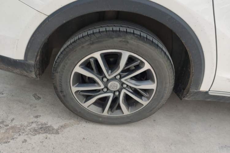 Used Baojun 730 2019 1.5T CVT Fashion Model 7 Seats China V Emission Standard Right Rear Wheel Hub