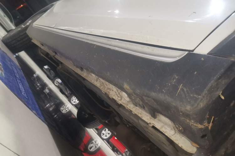 Used Baojun 730 2019 1.5T CVT Fashion Model 7 Seats China VI Emission Standard Right Side Sill