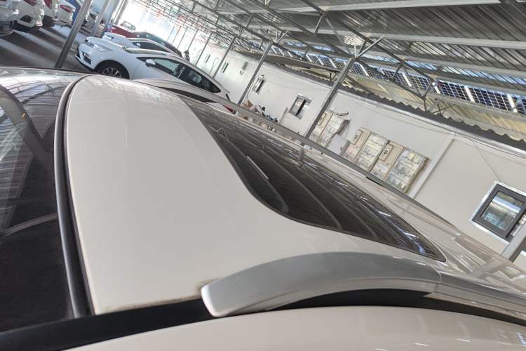 Used Baojun 730 2019 1.5T Manual Fashion Model 7-seater China VI Roof