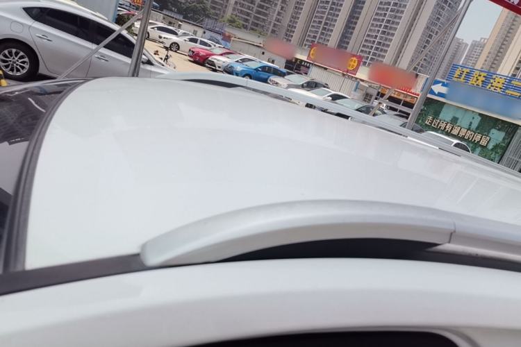 Used Baojun 730 2019 1.5L Manual Fashion Model 7-seater China VI Roof