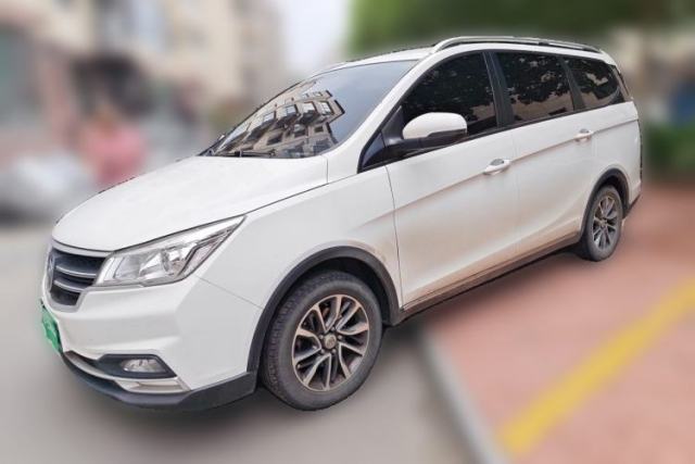 Ojetý Baojun 730 2019 1.5L Manual Fashion Model 7-seater China VI
