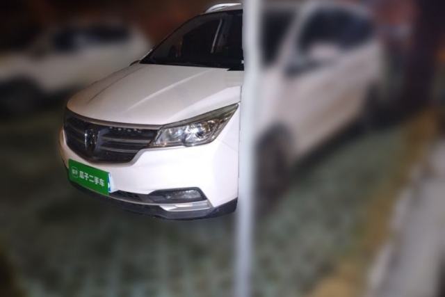 Used Baojun 730 2019 1.5L Manual Fashion Model 7-seater China VI