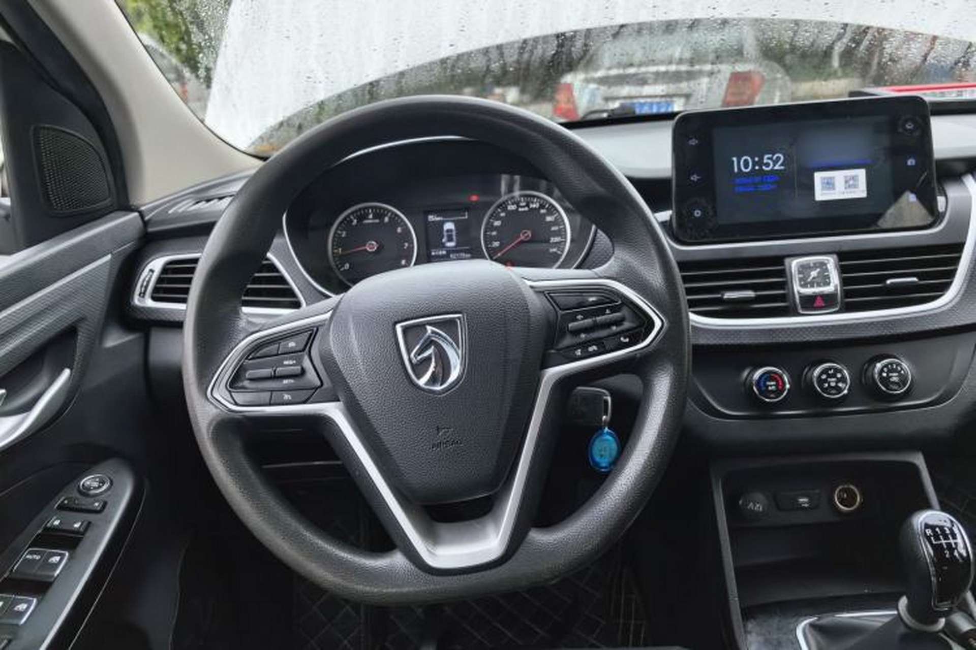 Used Baojun 730 2019 1.5T Manual Fashion Model 7-seater China VI Steering Wheel