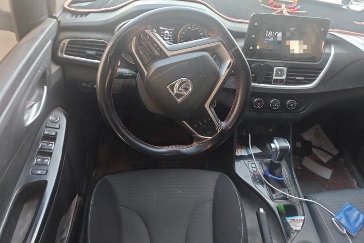 Used Baojun 730 2019 1.5T CVT Fashion Model 7 Seats China V Emission Standard Steering Wheel