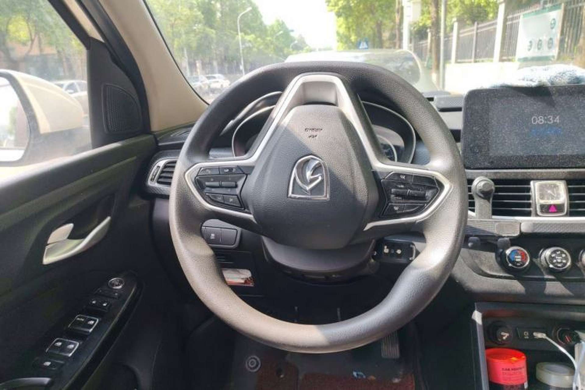 Used Baojun 730 2019 1.5T Manual Fashion Model 7-seater National V Steering Wheel
