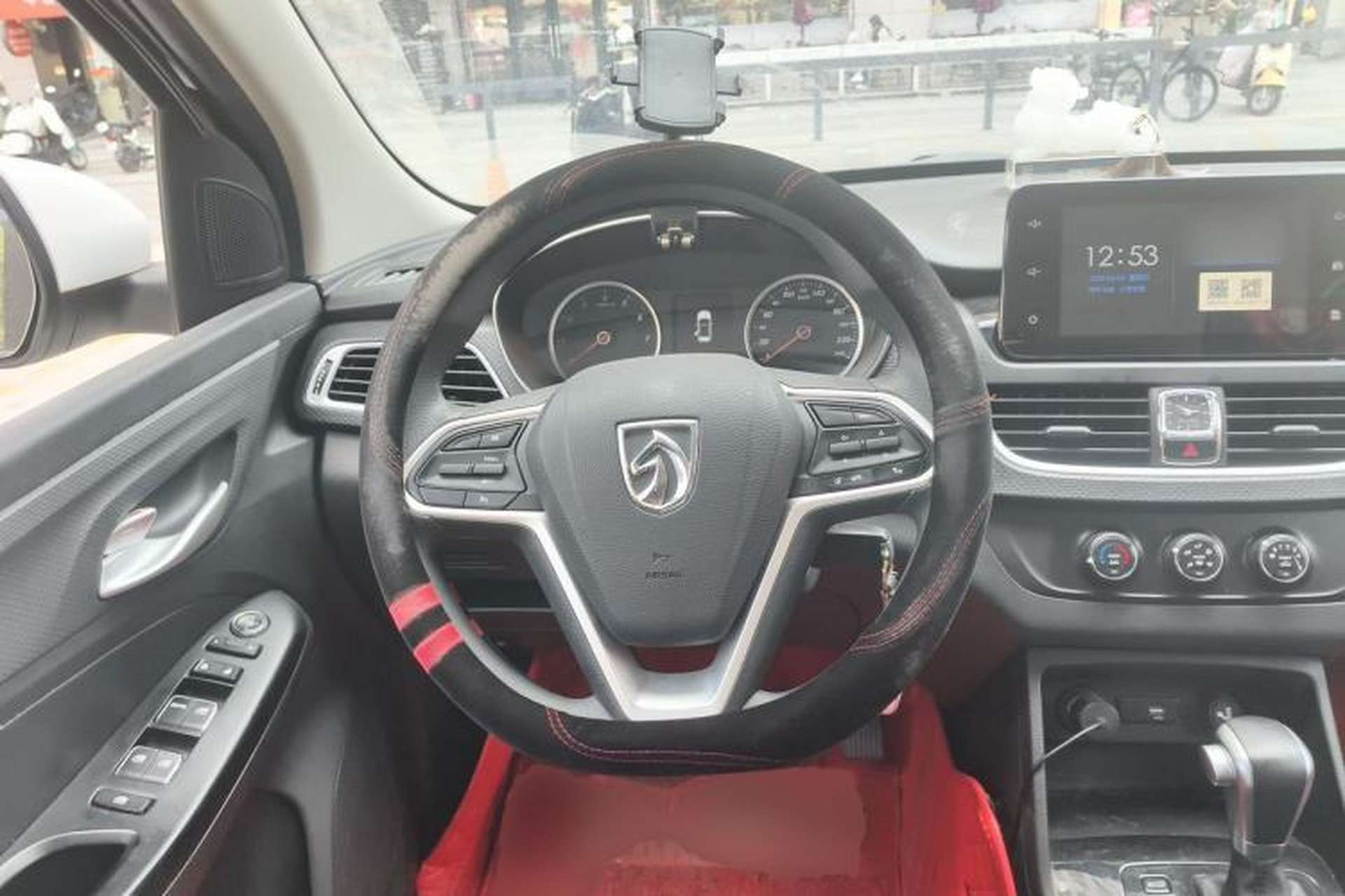 Used Baojun 730 2019 1.5T CVT Fashion Model 7 Seats China VI Emission Standard Steering Wheel