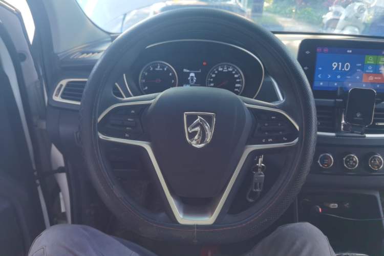 Used Baojun 730 2019 1.5T Manual Fashion Model 7-seater China VI Steering Wheel