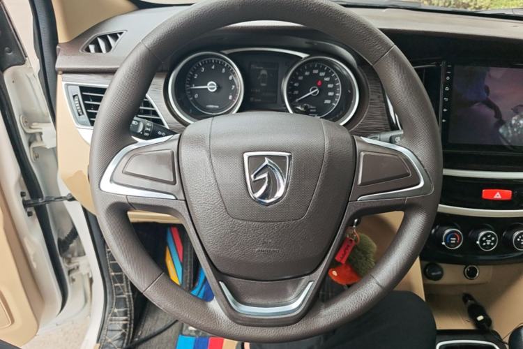 Used Baojun 730 2019 1.5L Manual Value Edition 7 Seats China VI Emission Standard Steering Wheel