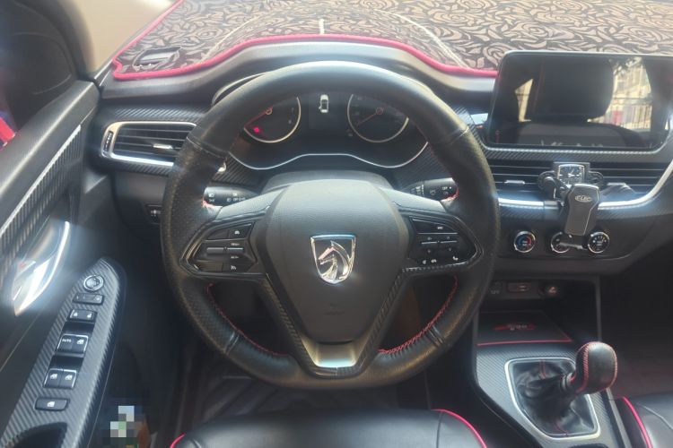 Used Baojun 730 2019 1.5T Manual Fashion Model 7-seater China VI Steering Wheel