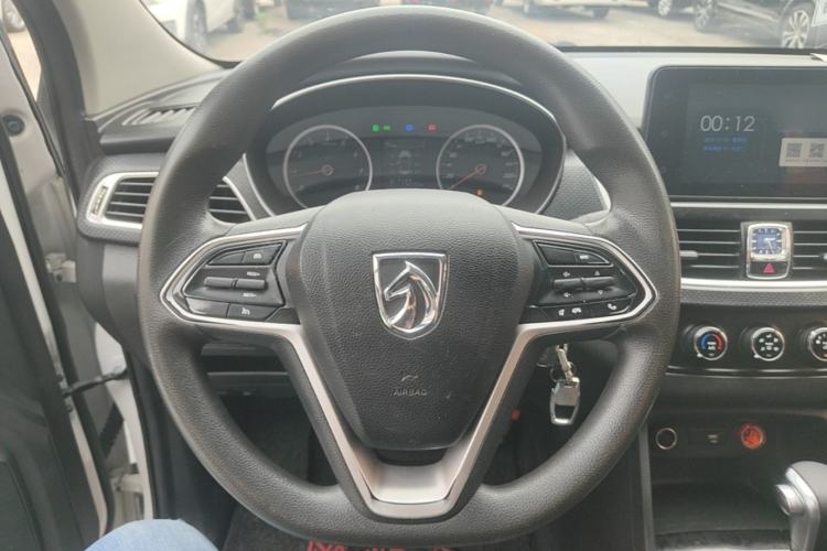 Used Baojun 730 2019 1.5T CVT Fashion Model 7 Seats China V Emission Standard Steering Wheel
