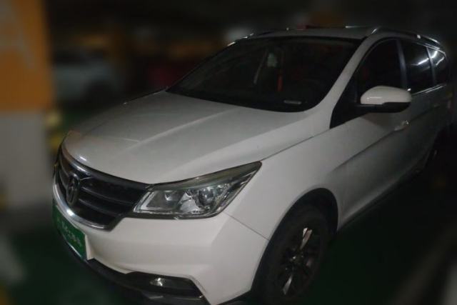Used Baojun 730 2019 1.5L Manual Fashion Model 7-seater China VI