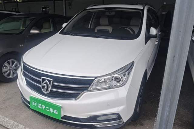 Used Baojun 730 2019 1.5T Manual Fashion Model 7 Seats China V