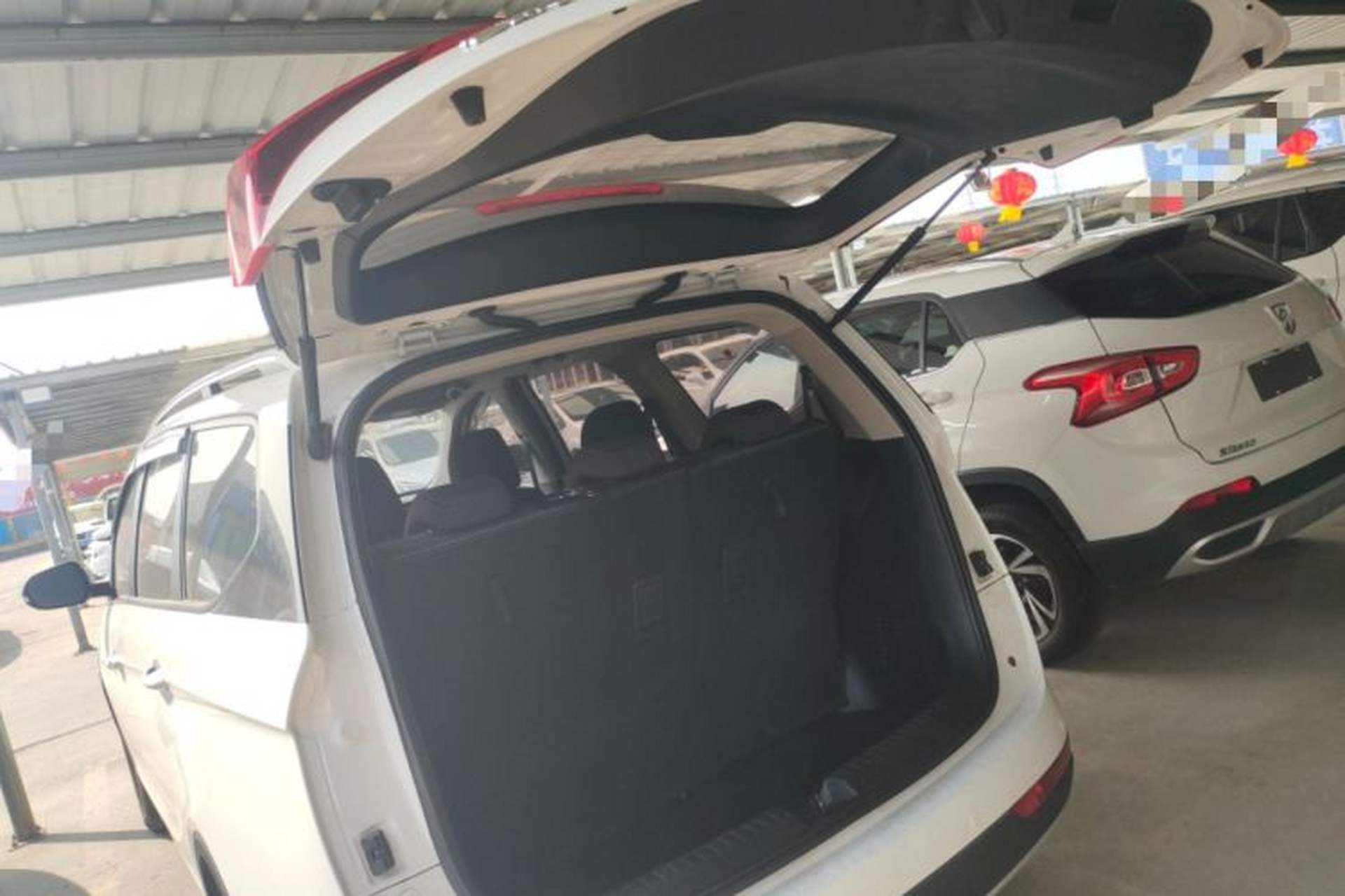 Used Baojun 730 2019 1.5T Manual Fashion Model 7-seater National V Trunk