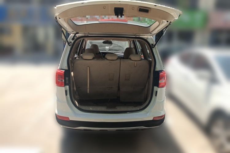Used Baojun 730 2019 1.5L Manual Value Edition 7 Seats China VI Emission Standard Trunk