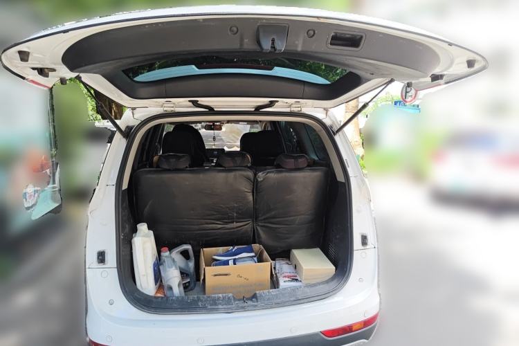 Used Baojun 730 2019 1.5T Manual Fashion Model 7-seater National V Trunk
