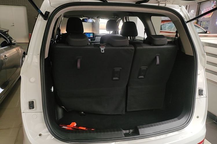Used Baojun 730 2019 1.5L Manual Fashion Model 7-seater National V Trunk