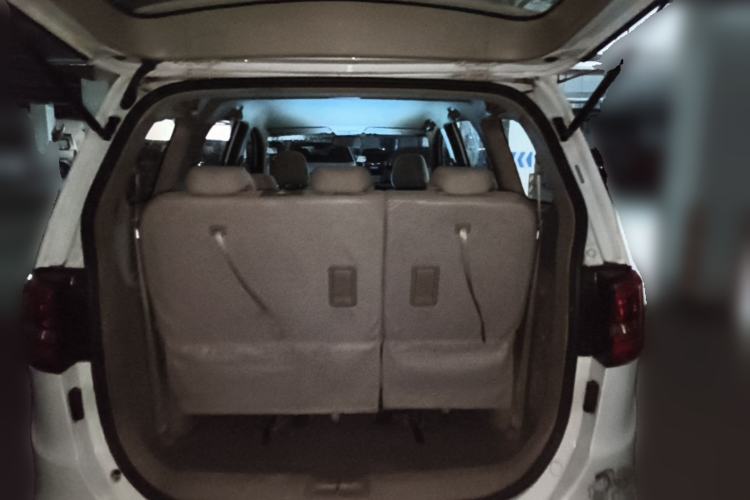 Used Baojun 730 2019 1.5L Manual Value Edition 7 Seats China VI Emission Standard Trunk