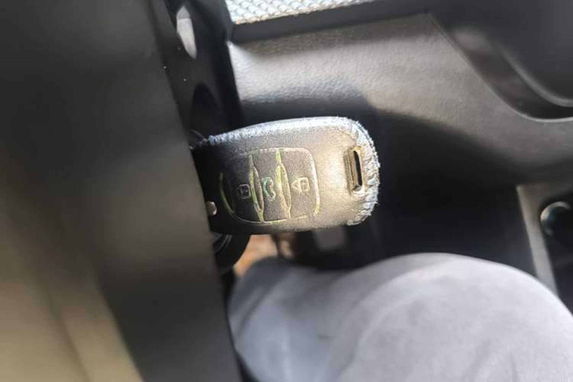 Used Baojun 730 2019 1.5T Manual Fashion Model 7-seater National V Vehicle Key