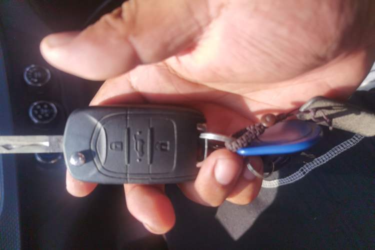 Used Baojun 730 2019 1.5L Manual Fashion Model 7-seater National V Vehicle Key