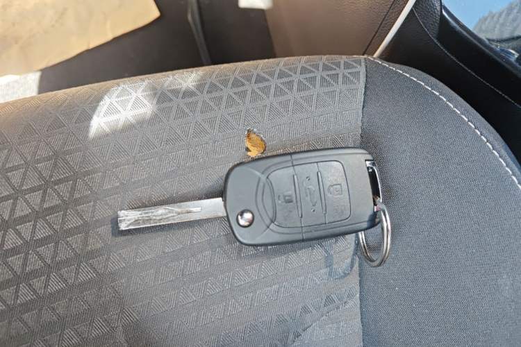 Used Baojun 730 2019 1.5L Manual Fashion Model 7-seater National V Vehicle Key