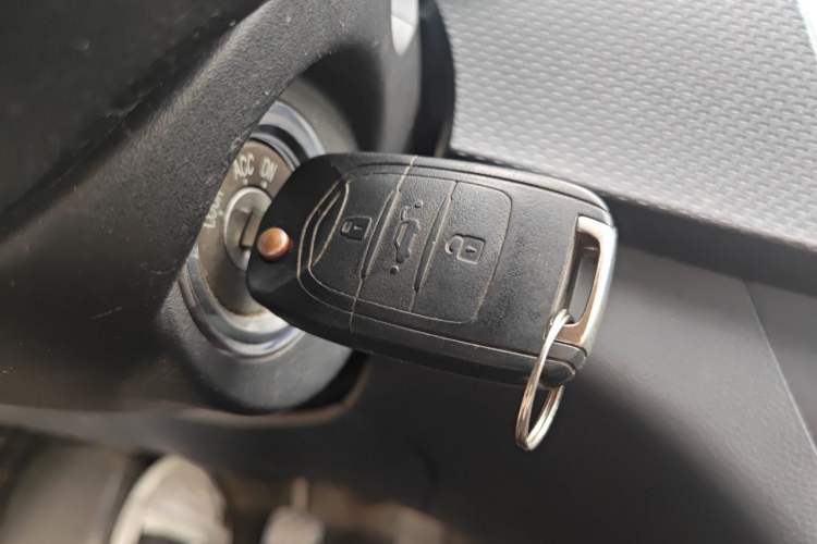 Used Baojun 730 2019 1.5L Manual Fashion Model 7-seater China VI Vehicle Key