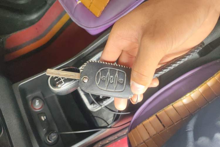 Used Baojun 730 2019 1.5L Manual Fashion Model 7-seater China VI Vehicle Key