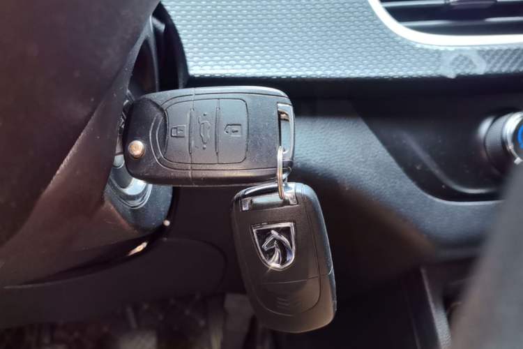 Used Baojun 730 2019 1.5L Manual Fashion Model 7-seater China VI Vehicle Key