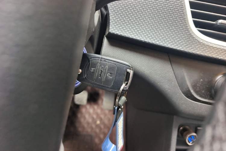 Used Baojun 730 2019 1.5L Manual Fashion Model 7-seater China VI Vehicle Key