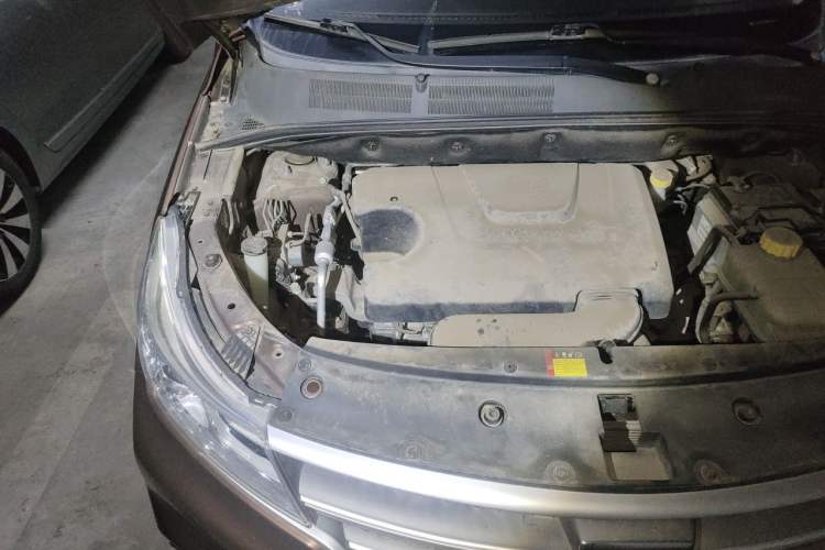 Used Baojun 730 2021 1.5L Manual Fashion Version 7 Seats Engine Bay Right