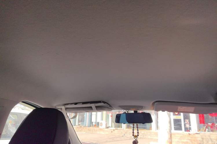 Used Baojun 730 2021 1.5L Manual Fashion Version 7 Seats Headliner