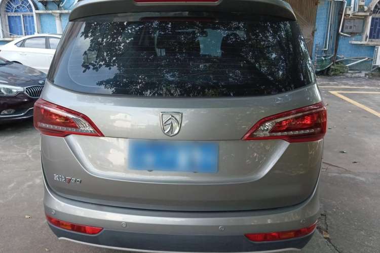 Used Baojun 730 2021 1.5L Manual Fashion Version 7 Seats Rear