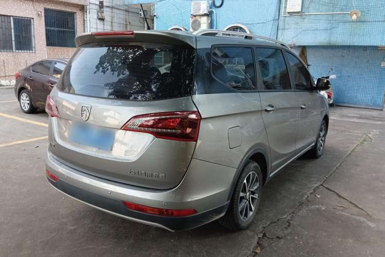 Used Baojun 730 2021 1.5L Manual Fashion Version 7 Seats Rear Right 45 Deg