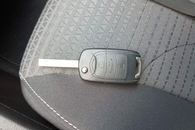 Used Baojun 730 2021 1.5L Manual Fashion Version 7 Seats Vehicle Key