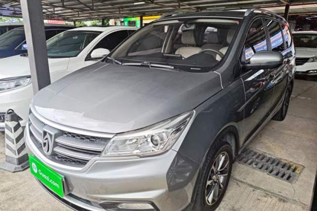 Baojun 730 2021 1.5T CVT Fashion Version 7 Seats de segunda mano