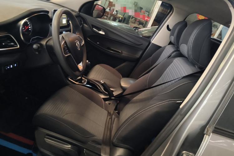 Used Baojun 730 2021 1.5L Manual Fashion Version 7 Seats Left Front Seat