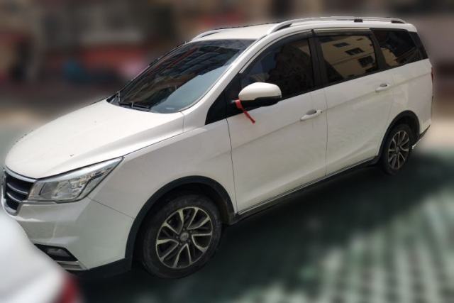 Used Baojun 730 2021 1.5L Manual Fashion Version 7 Seats