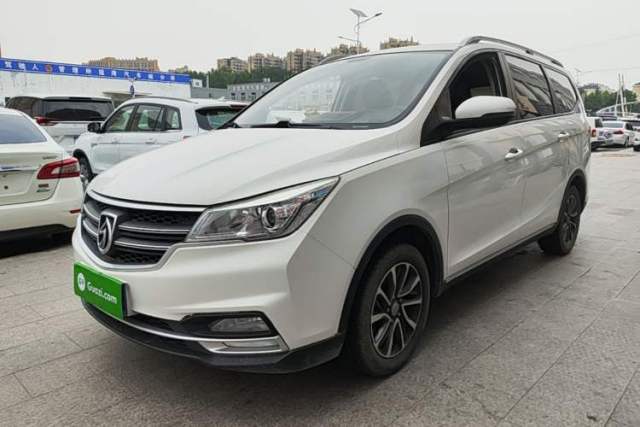 Ojetý Baojun 730 2021 1.5L Manual Fashion Version 7 Seats